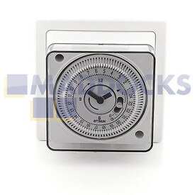 Universal 24 Hour Socket Box Timeswitch