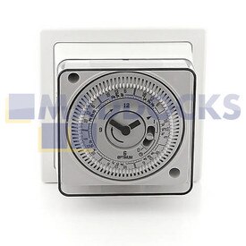 Universal 7 Day Socket Box Timeswitch